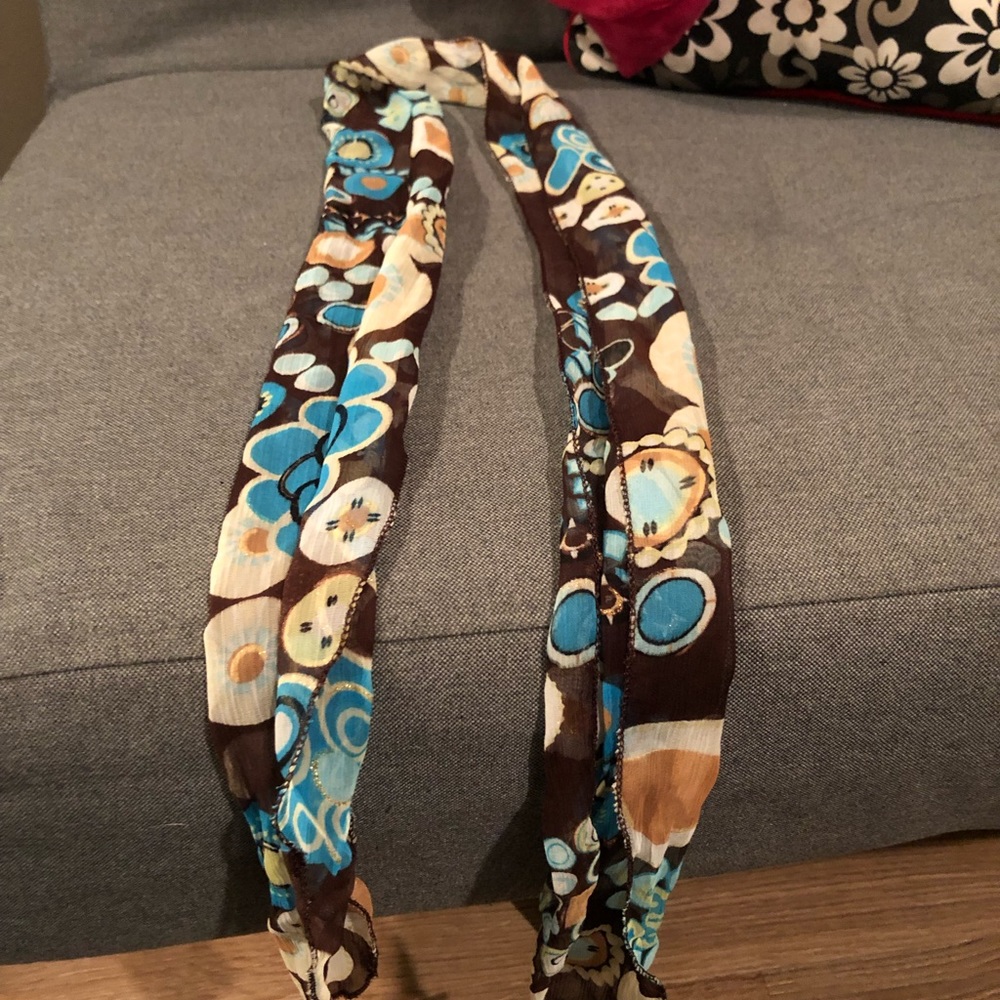 Small scarf